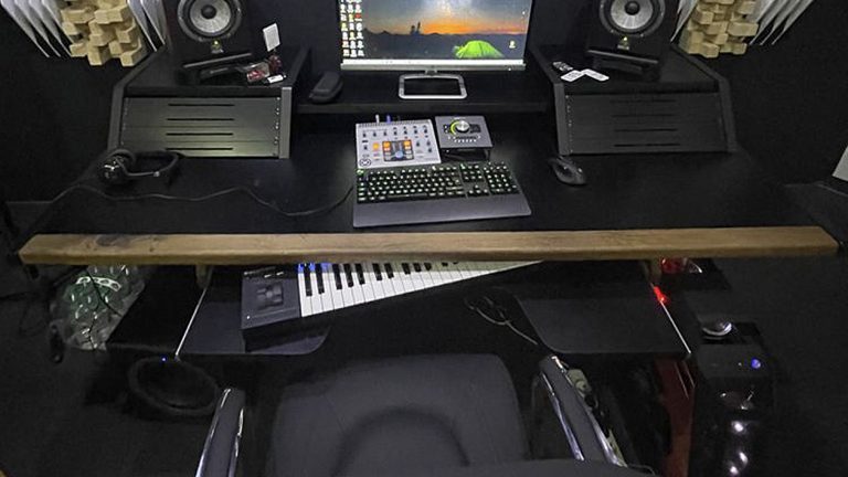 Ekolam Desk – by Lava Akustik