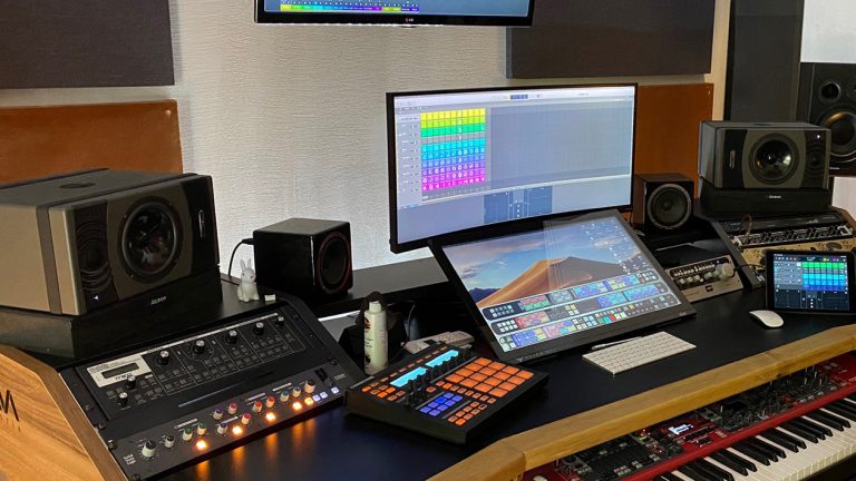 Work Station – By Lava Akustik